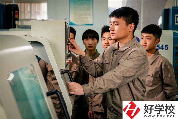 懷化重點職高有哪些？職高有什么優(yōu)點？