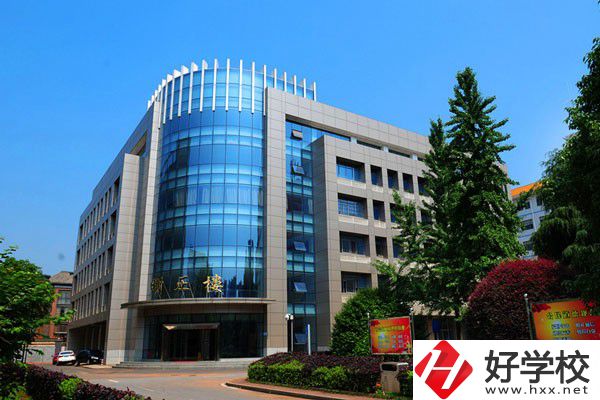 長(zhǎng)沙哪些職校招初中畢業(yè)生？學(xué)費(fèi)貴嗎？