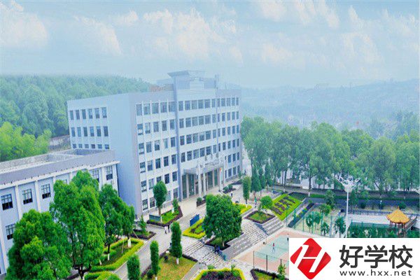 邵陽市機電職業(yè)技術學校有哪些助學政策？