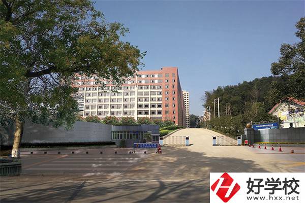 長沙排名前三的民辦技校有哪些？辦學(xué)條件怎么樣？