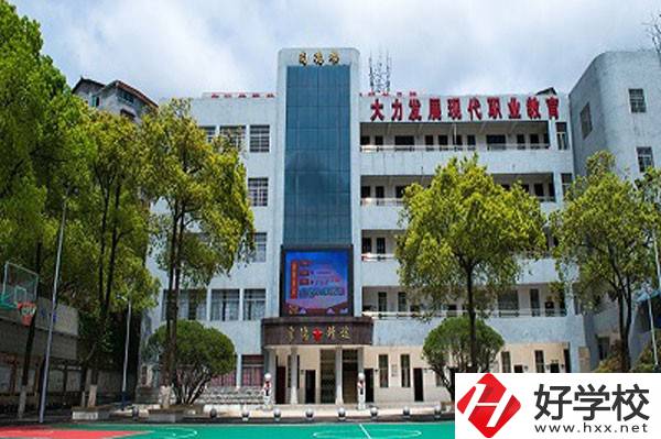 懷化市旅游學(xué)校有哪些辦學(xué)特色，來校路線怎么走？