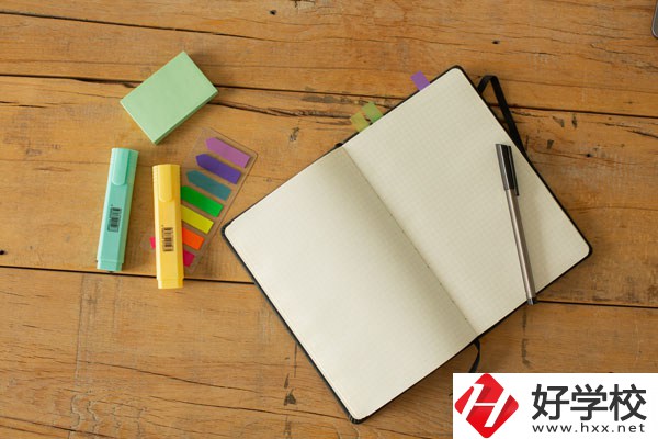 湖南省懷化工業(yè)中等專業(yè)學(xué)校好不好？學(xué)校環(huán)境怎么樣？