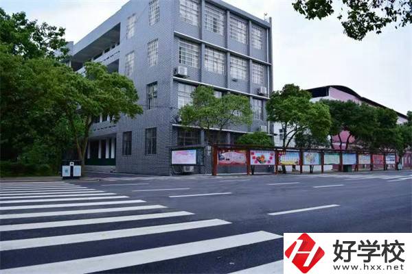 湖南道州技工學(xué)校怎么樣？有哪些辦學(xué)特色？