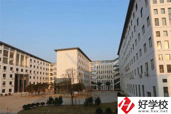衡陽哪些中職可以學醫(yī)美專業(yè)？專業(yè)就業(yè)前景如何？
