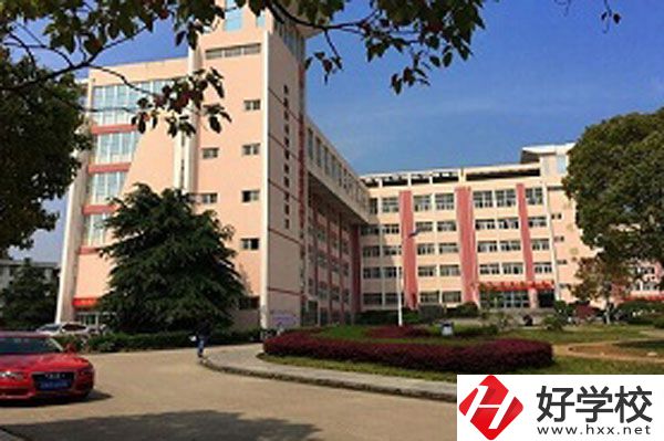長沙市現(xiàn)代服務(wù)職業(yè)中專學(xué)校發(fā)展如何？