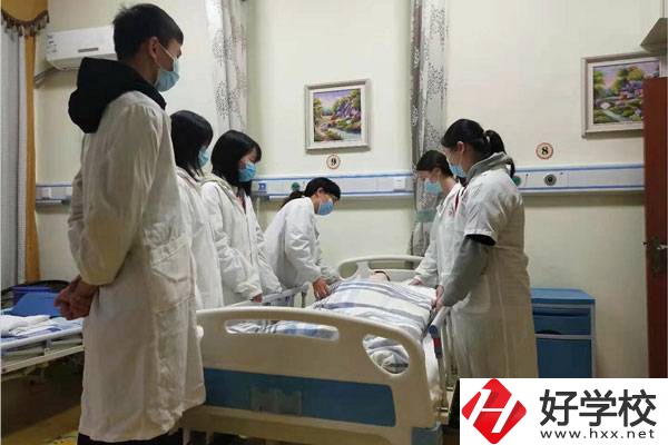 往屆初中畢業(yè)生也能讀中專嗎？湖南有哪些合適的學校？