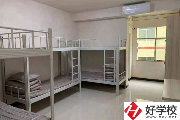 永州九嶷工業(yè)學(xué)校有哪些辦學(xué)特色？