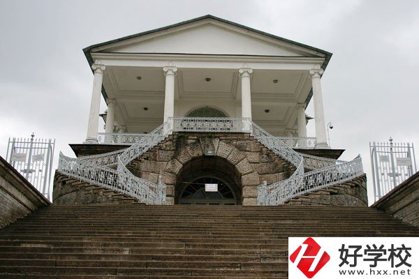株洲排名靠前的重點(diǎn)中專推薦，學(xué)校師資力量如何？