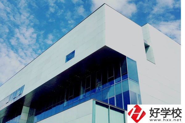 桂陽(yáng)縣職業(yè)技術(shù)教育學(xué)校招生辦電話是什么？
