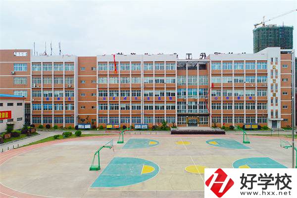 湖南有沒有3+2職校可以推薦？3+2有什么優(yōu)勢？