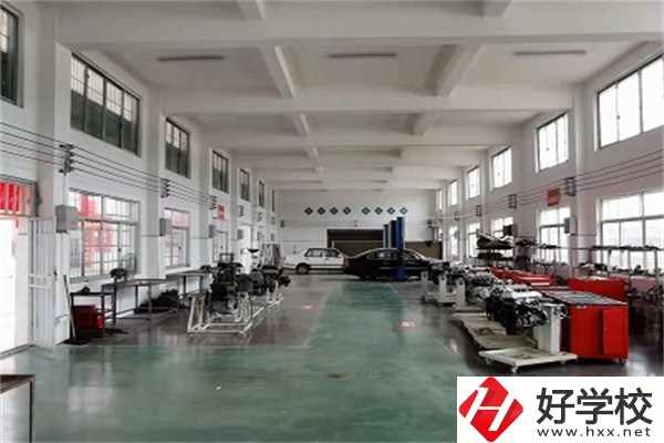 婁底重點中專有哪些？好進嗎？