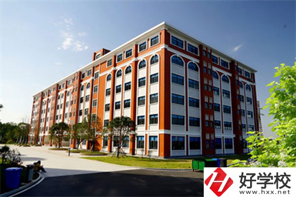 湖南省中南藝術(shù)學(xué)校專業(yè)就業(yè)前景怎么樣？