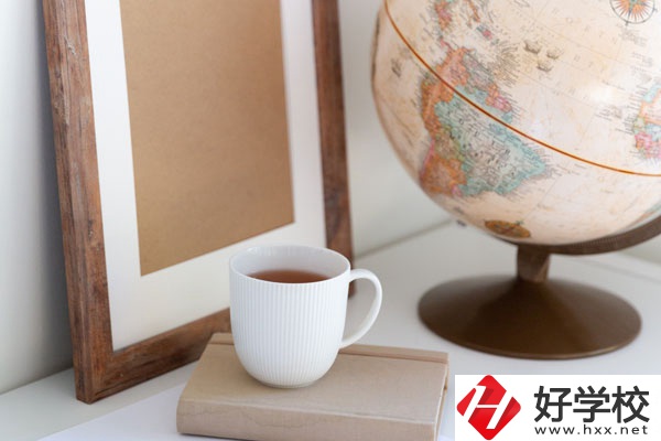 永州第二技工學(xué)校怎么樣？學(xué)校是公辦的嗎？