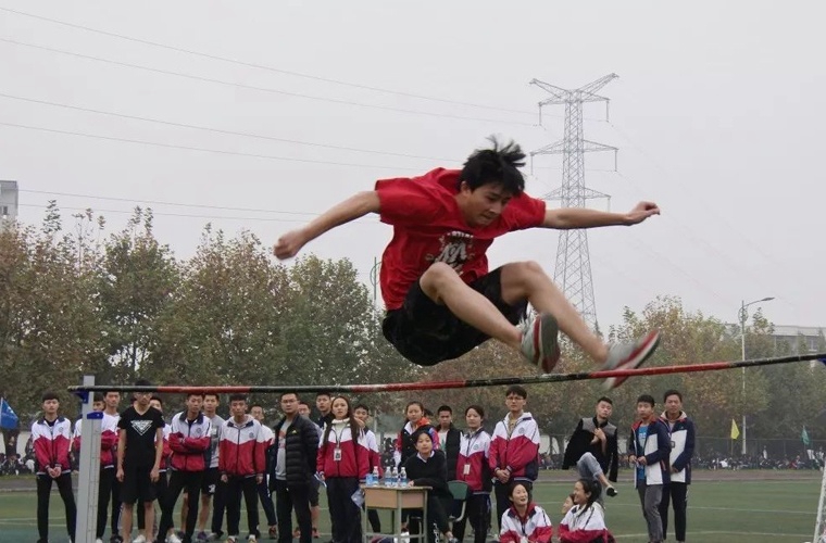 青島第二技術(shù)學(xué)校2025年學(xué)費(fèi)多少